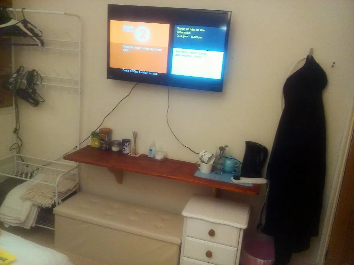 The Principality 2 Singles Bedroom Cardiff