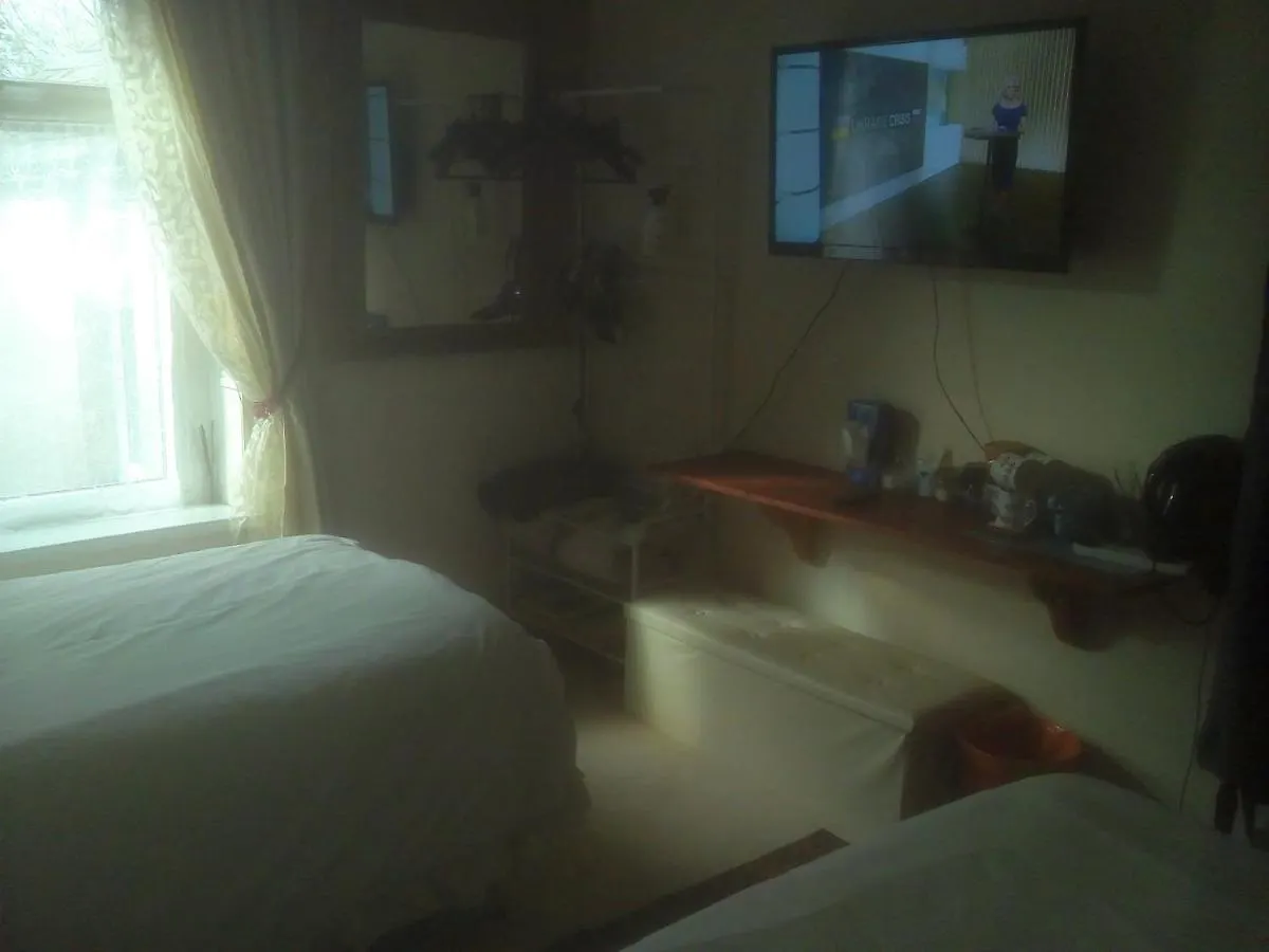The Principality 2 Singles Bedroom Cardiff 0*,  United Kingdom